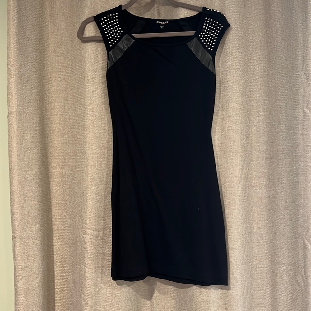 Express body con dress